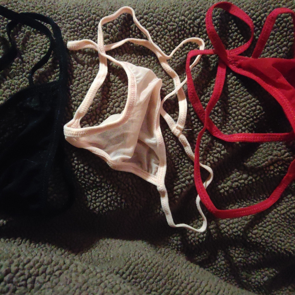 3 pairs of XXL thongs